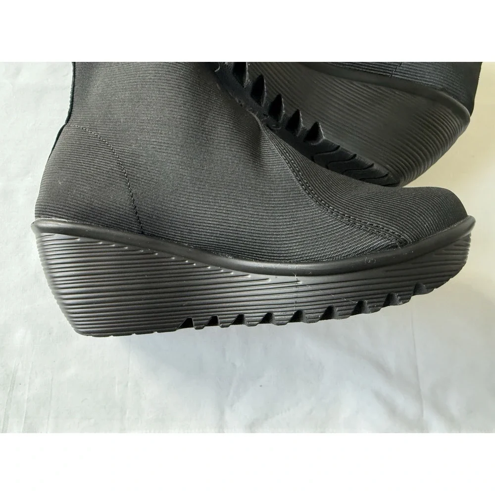 Bernie Mev New York Maile Black Wedge Women's Shoes US Size 8 Comfort
